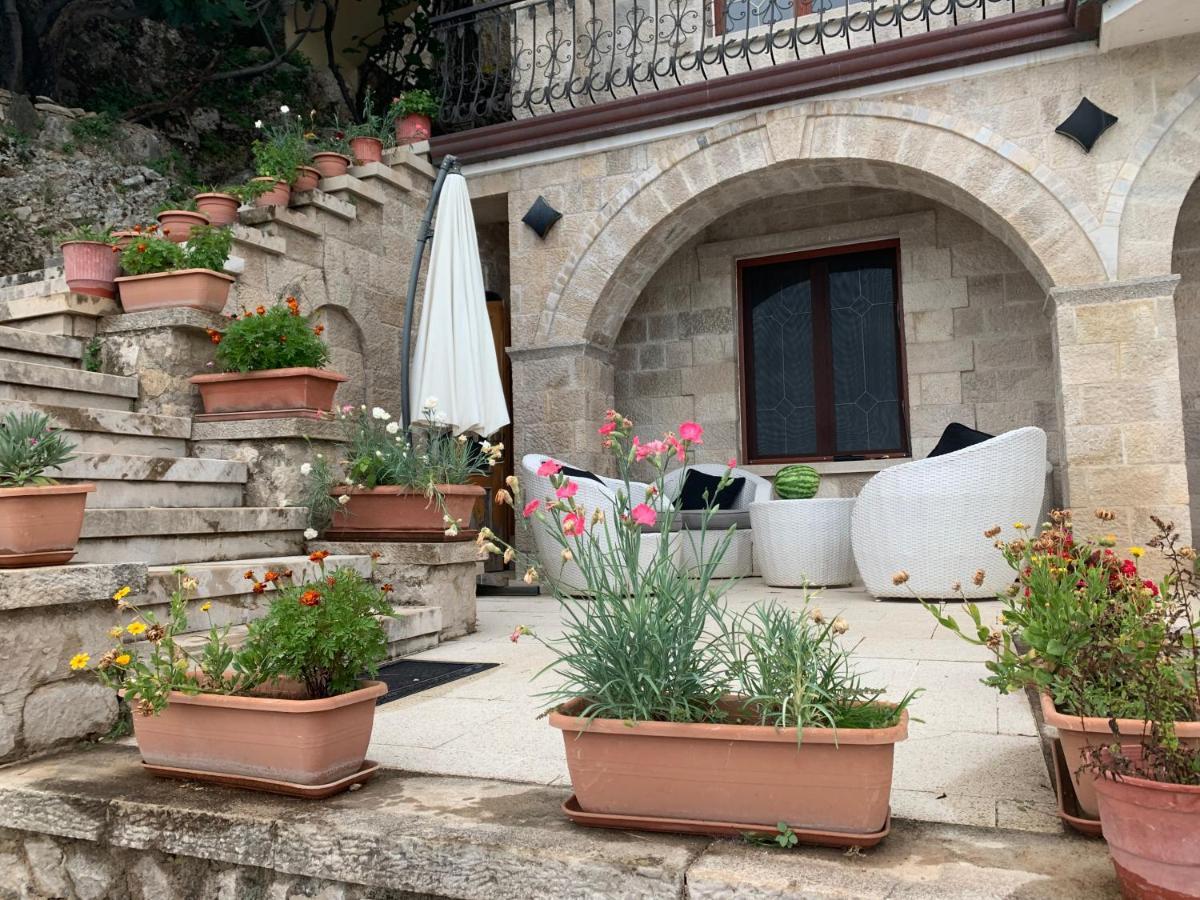 Villa Celaj “The Castle” Круя Экстерьер фото