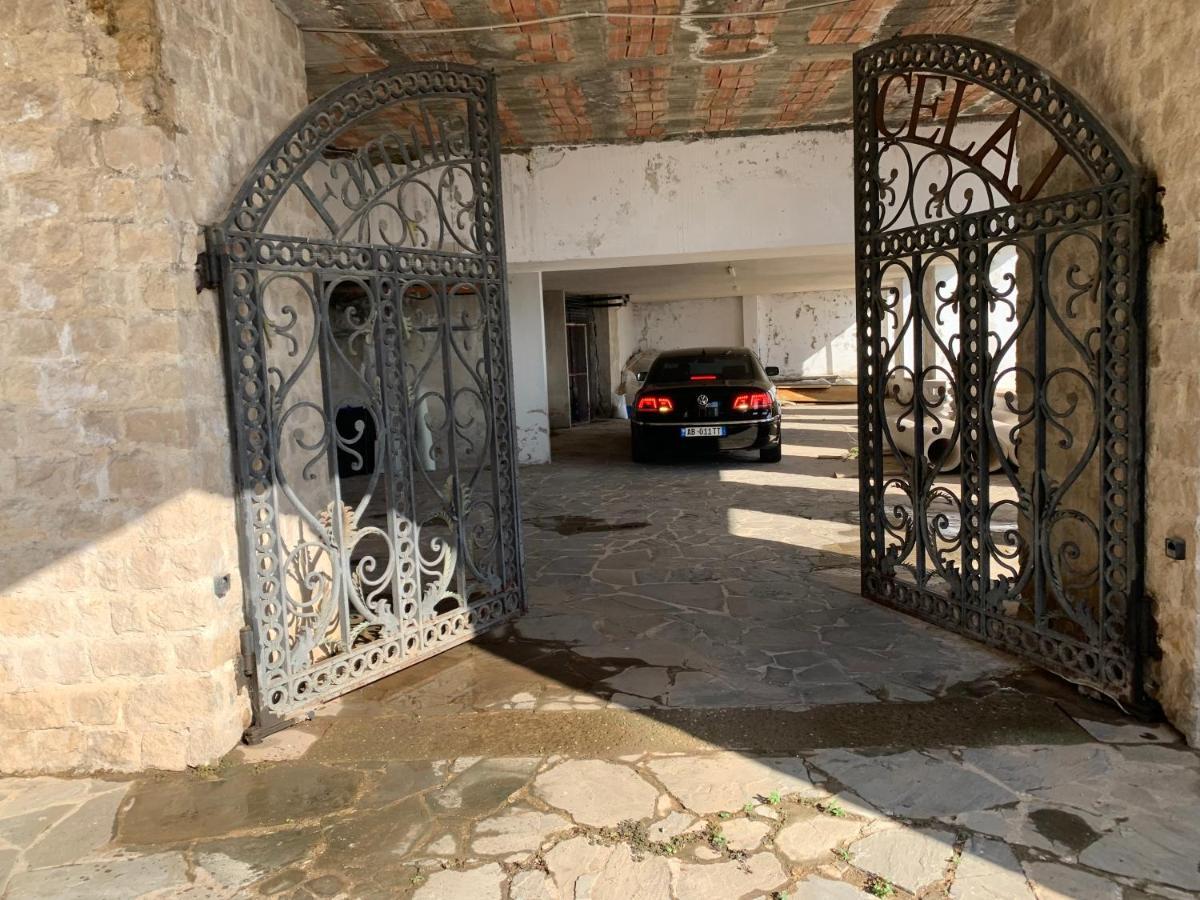 Villa Celaj “The Castle” Круя Экстерьер фото